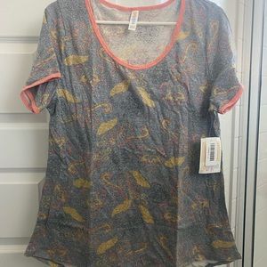 LuLaRoe Classic tee